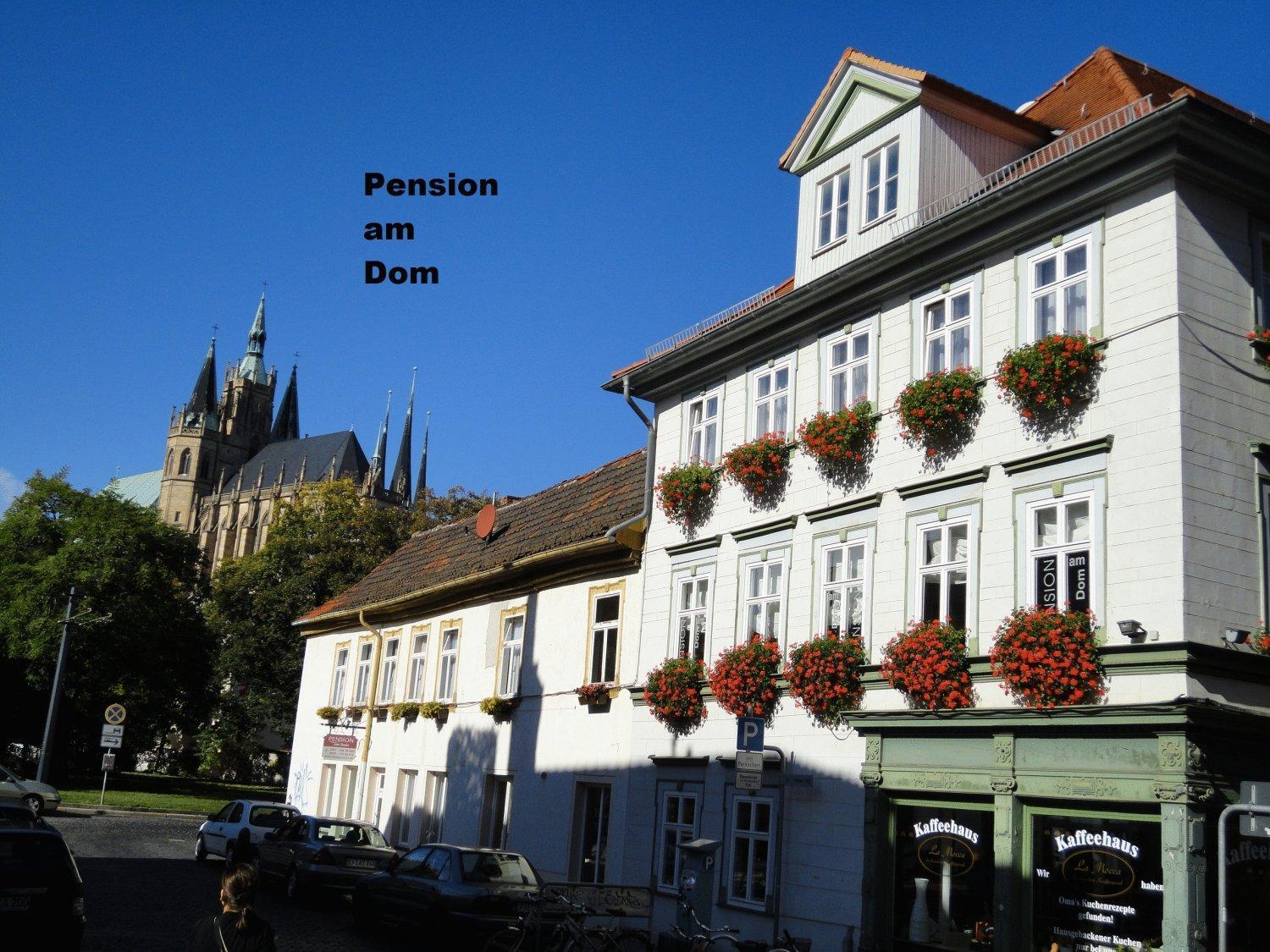 Pension Am Dom Ерфурт Екстериор снимка